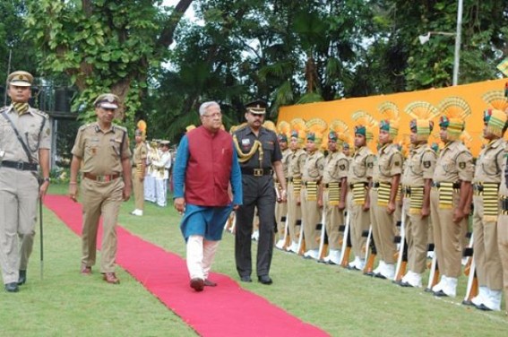 Governor PB Acharya left state, given guard of honour at Raj Bhawan
